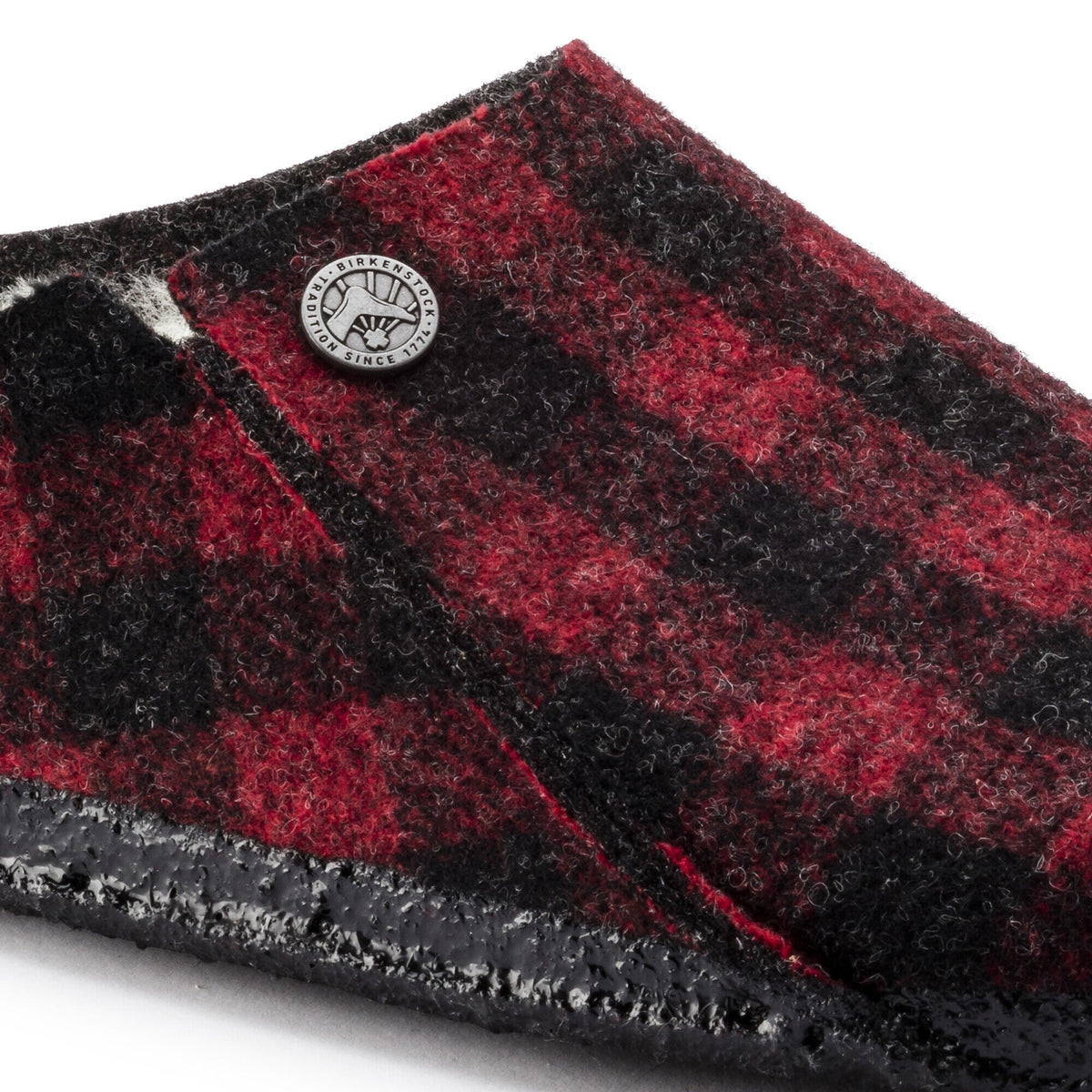 Zermatt (Plaid Red) detail