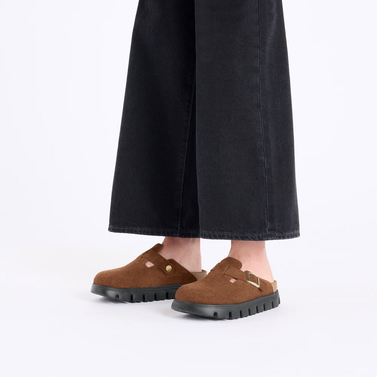 Boston Chunky (Dark Tea) when worn (2)