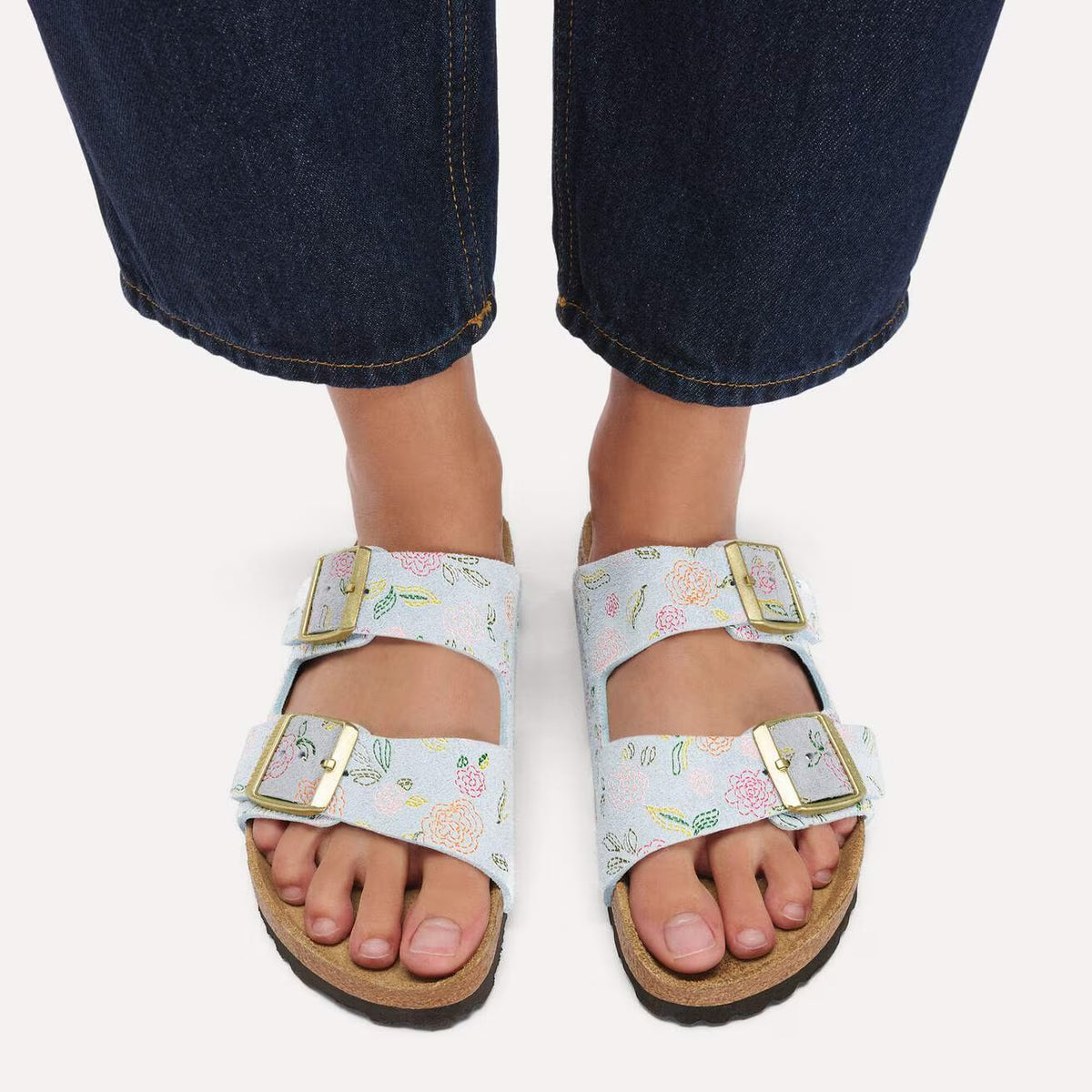 Arizona Flowers (Baby Blue) when worn