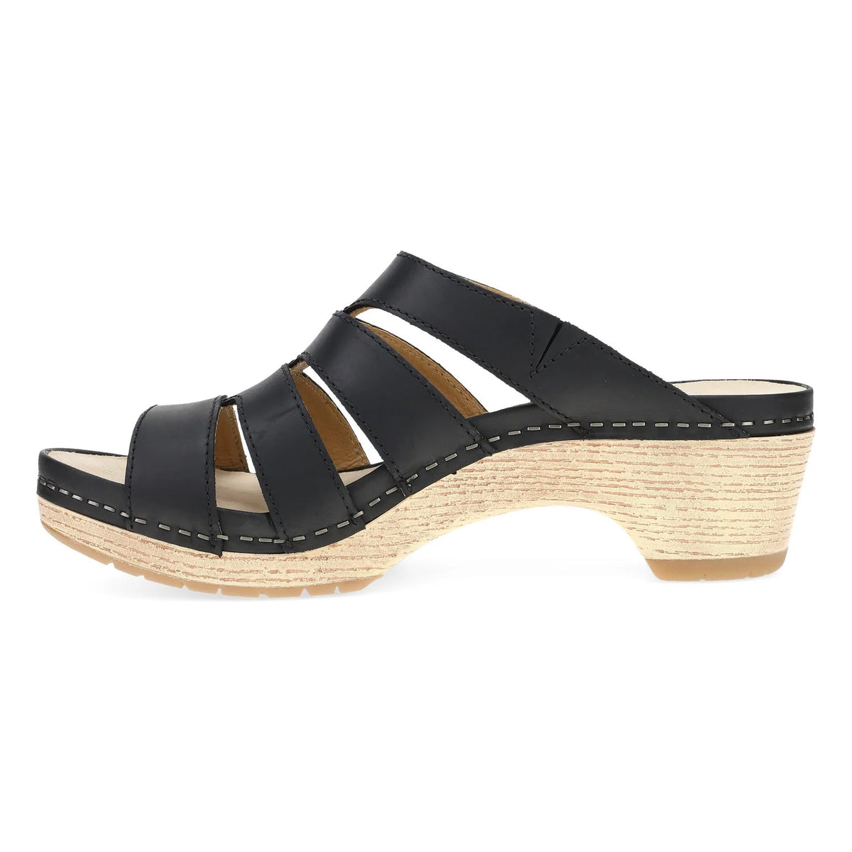 Lyndi (Black Oiled Pull Up) side