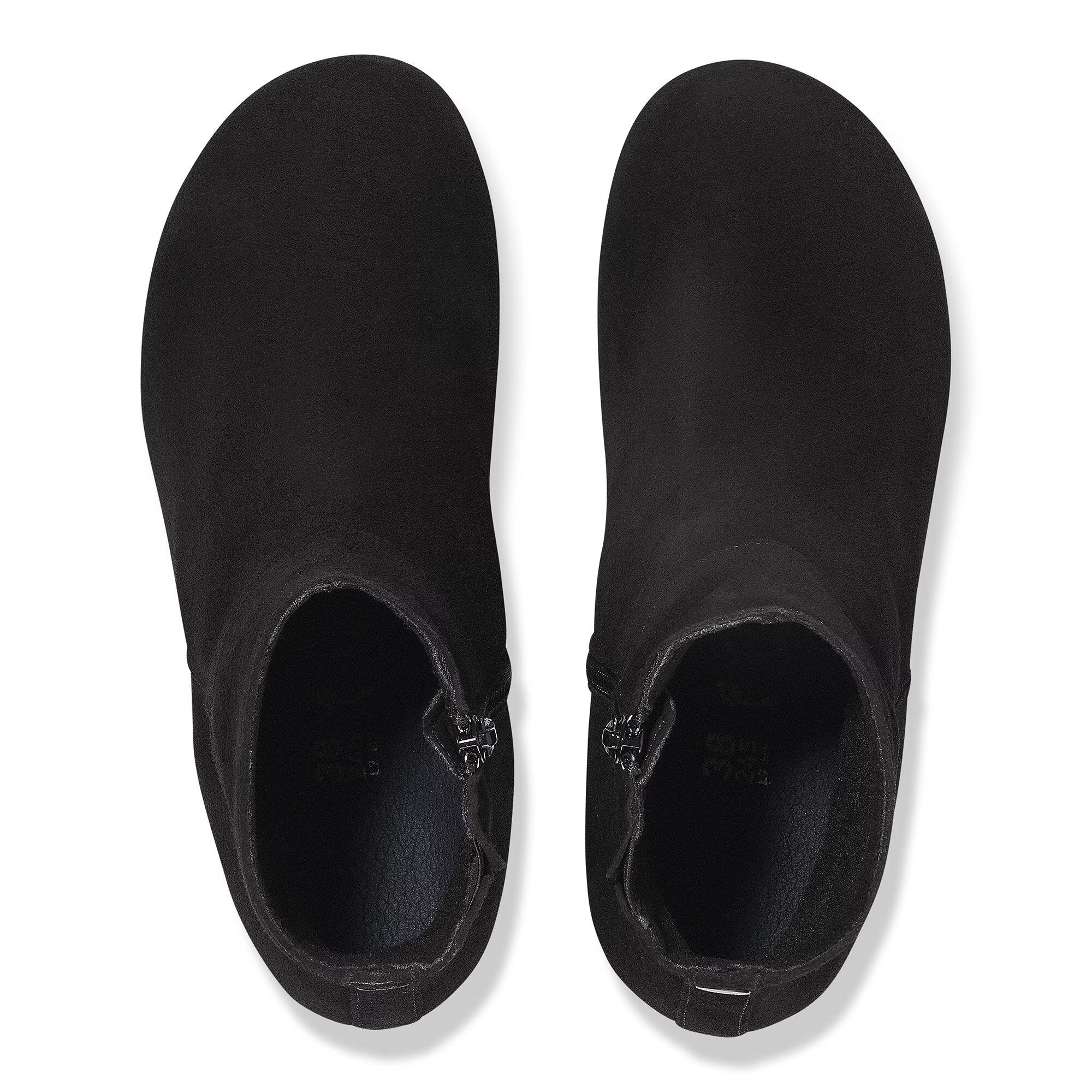 Ebba Boot (Black) top