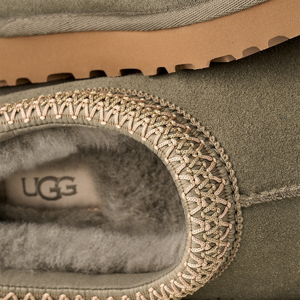 Tasman II (Moss Green) detail